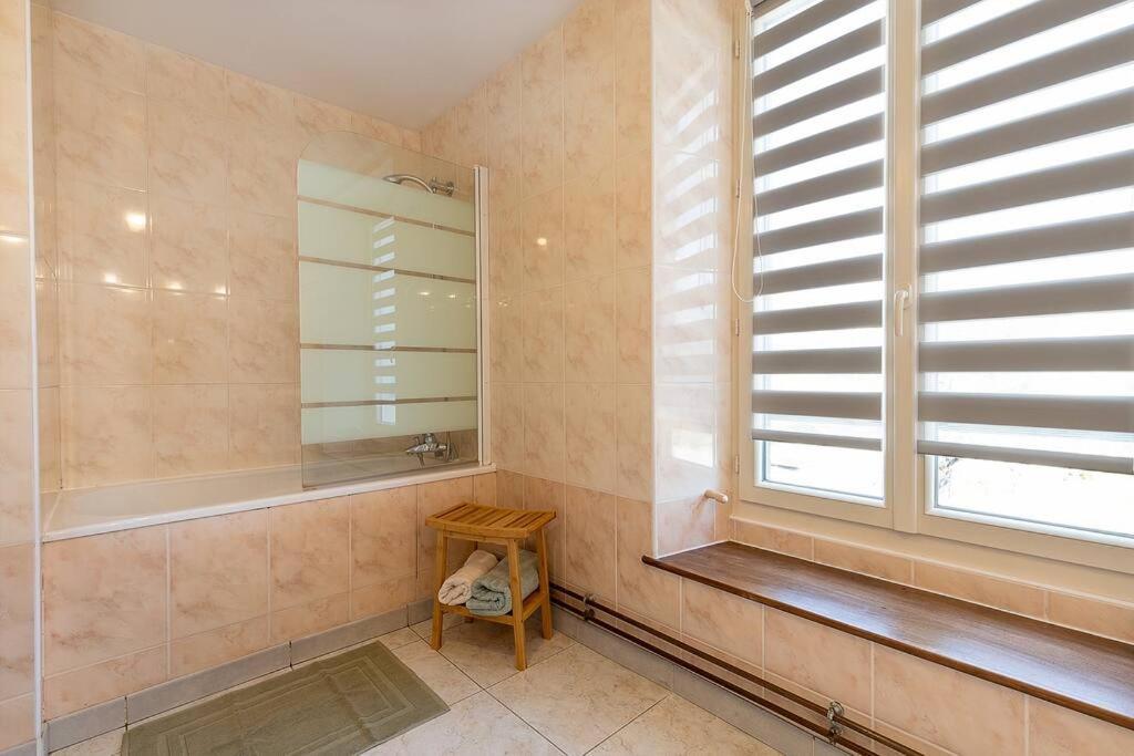 Gite Astara Ury Exterior photo