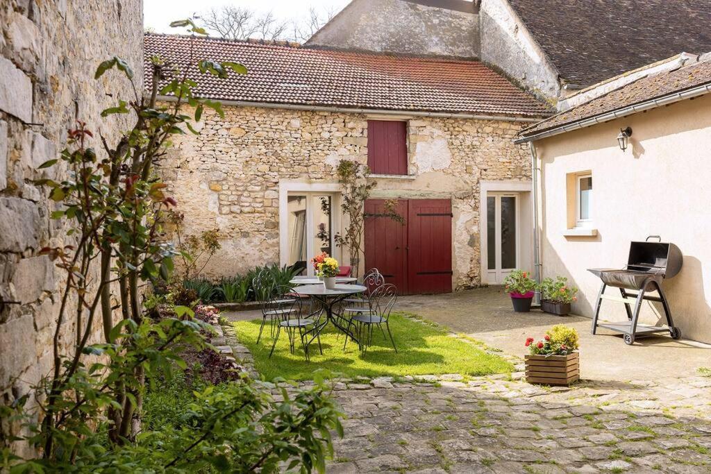 Gite Astara Ury Exterior photo