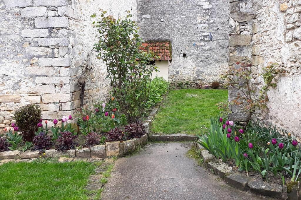 Gite Astara Ury Exterior photo